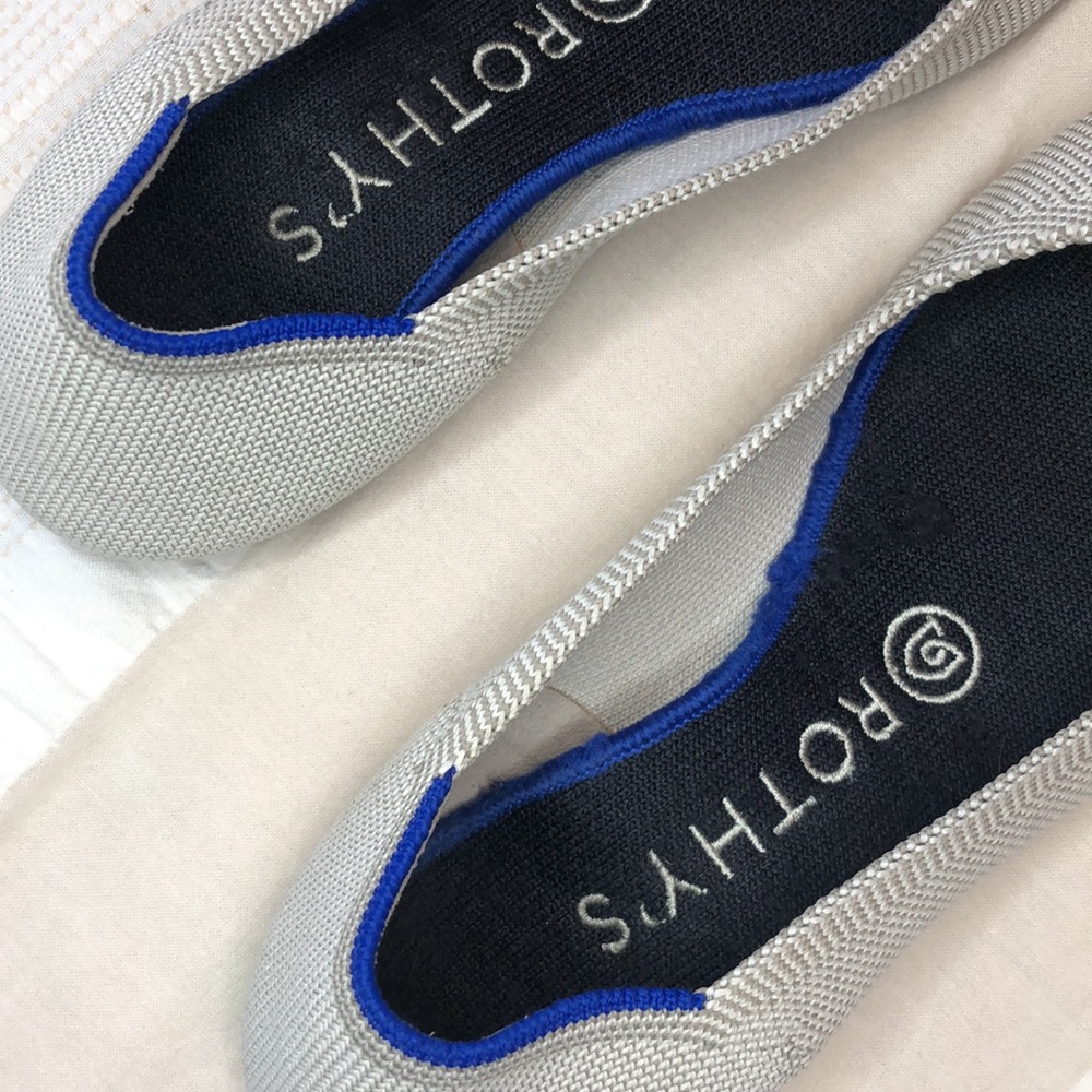 Light a gray Roth’s